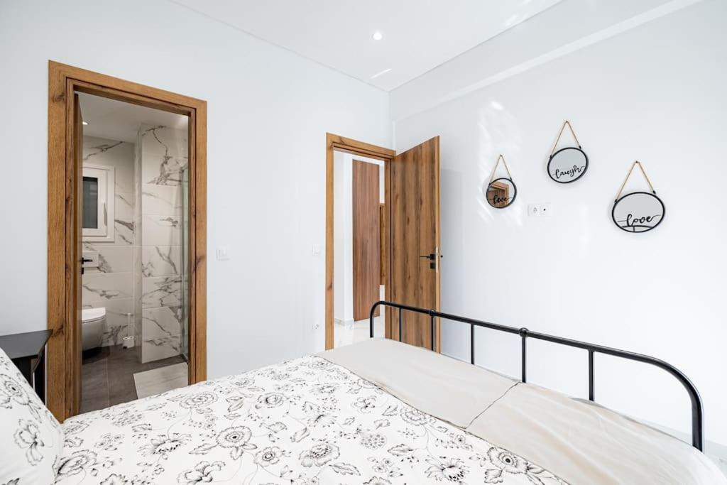 Spacious And Modern Flat At Koukaki, Near Acropolis Atenas Exterior foto